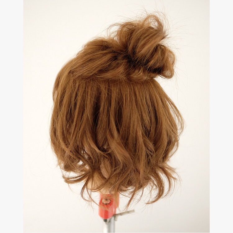 簡単なボブのヘアアレンジのやり方を動画と写真で解説 髪型も豊富に紹介 Kamisugata カミスガタ